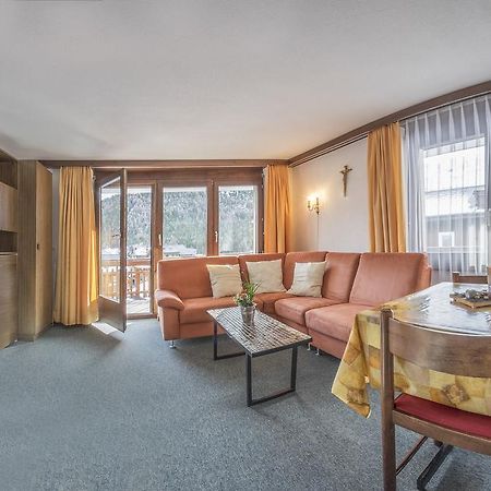 Apartments Bergrose Saas Fee Rum bild