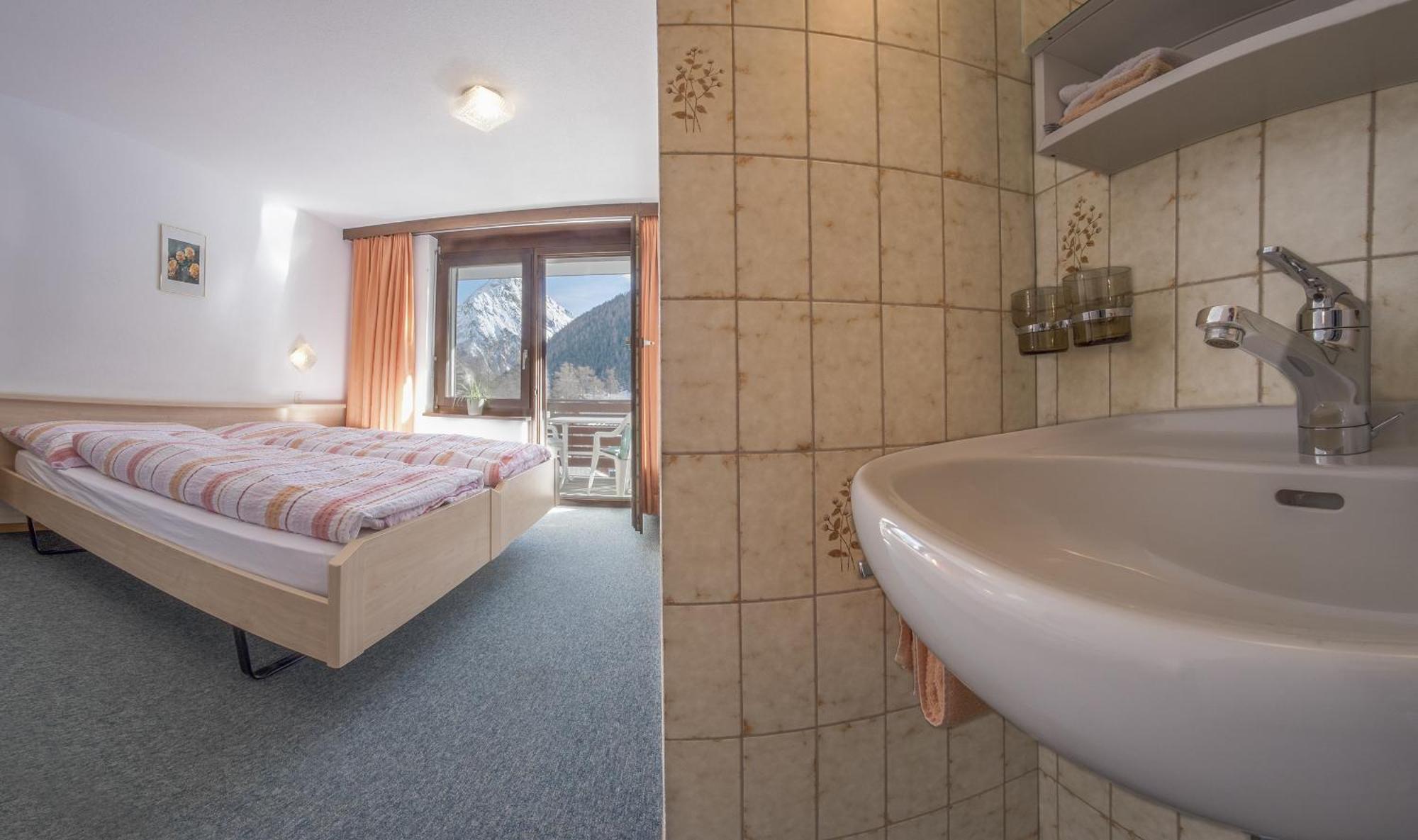 Apartments Bergrose Saas Fee Rum bild
